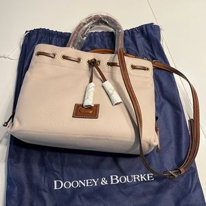 Dooney and Bourke NWT purse